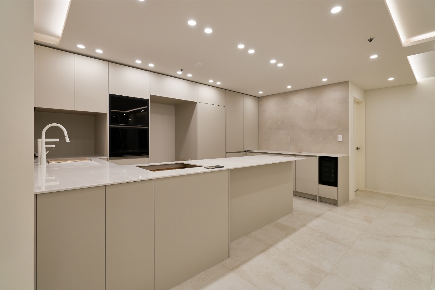 /user/s/sdesigninterior/editor/2209/b3c4c5f34cc61a84925fe8df6435f41b_1663032257_6803.jpg 이미지크게보기