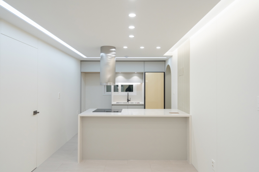/user/s/sdesigninterior/editor/2304/406a19dac4cd5e417d705f6c56137138_1680745182_3886.jpg 이미지크게보기