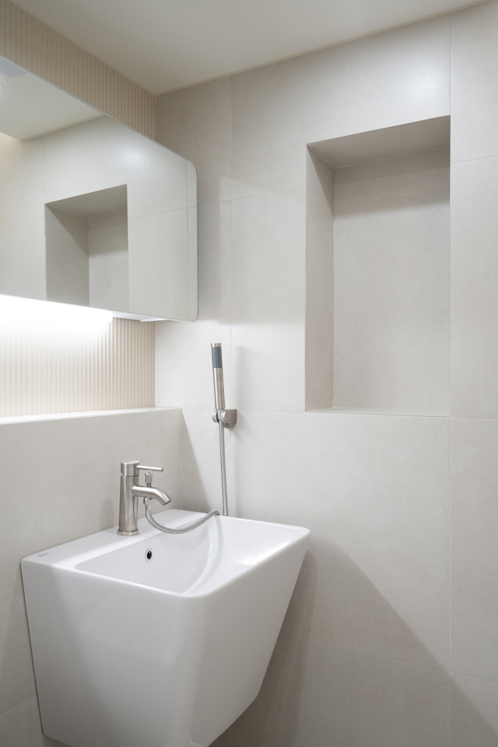 /user/s/sdesigninterior/editor/2304/406a19dac4cd5e417d705f6c56137138_1680745198_987.jpg 이미지크게보기