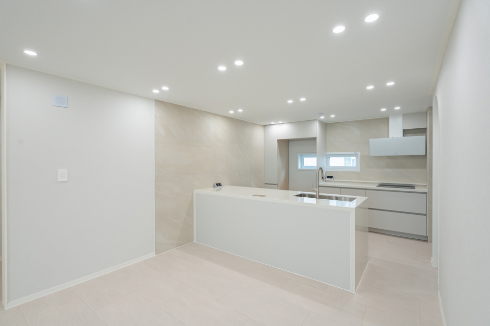 /user/s/sdesigninterior/editor/2307/634b6ac7a3bc4ba375bfd30d07f03422_1688949938_8352.jpg 이미지크게보기
