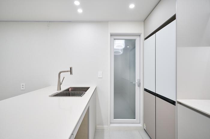 /user/s/sdesigninterior/editor/2410/c4ece99b2acba80cac8a4ba7f838cf29_1728868982_7492.jpg 이미지크게보기