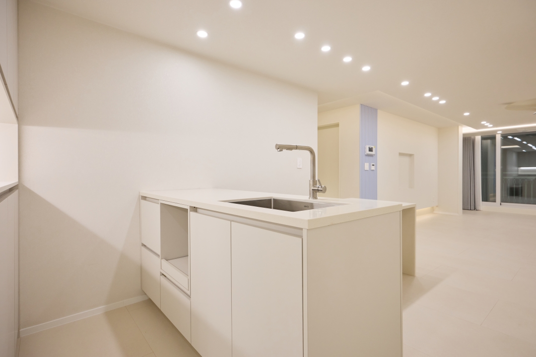 /user/s/sdesigninterior/editor/2512/0f6587c3010ac092d26601dc10c30c5c_1766590591_3131.jpg 이미지크게보기