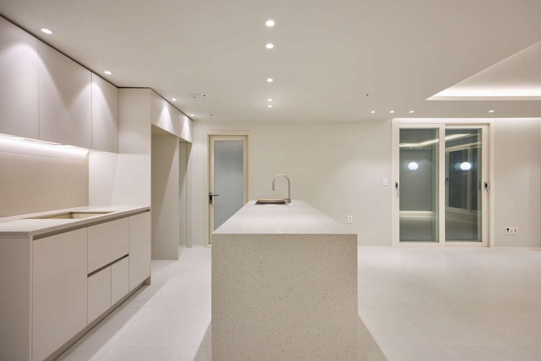 /user/s/sdesigninterior/editor/2603/824af42d8f18b7e07298cc38b27f592a_1773756012_7941.jpg 이미지크게보기